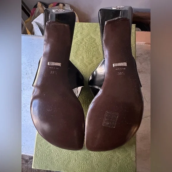 Gucci Black Black Thong Mule - Picture 4 of 5